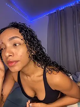 Snapshot of nicoleebony1 chatting on 14, 10, 2025 nicoleebony1 online show from 14, 10, 2025