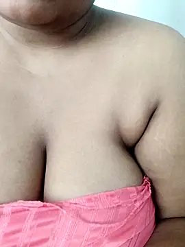 Snapshot of Jenny-43 chatting on 28, 11, 2025 Jenny-43 online show from 28, 11, 2025