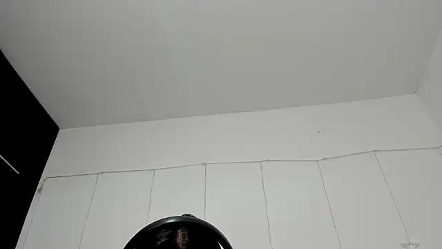 Snapshot of cami-01 chatting on 22, 3, 2026 cami-01 online show from 22, 3, 2026