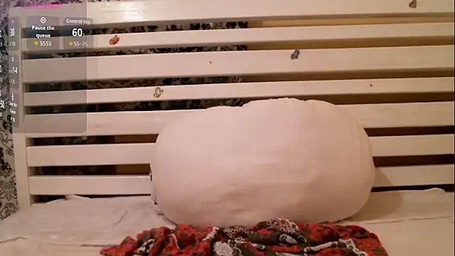 Snapshot of black_sexy_queen chatting on 21, 10, 2025 black sexy queen online show from 21, 10, 2025