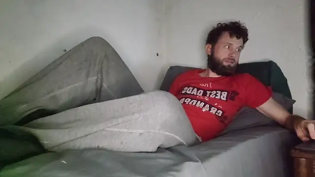 Snapshot of Talenjames4 chatting on 12, 9, 2025 Talenjames4 online show from 12, 9, 2025