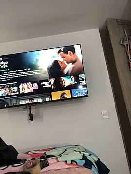 Valeriasaenzz  online show from 12, 2, 2025