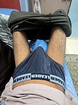 Yours1311 online show from 18, 12, 2025