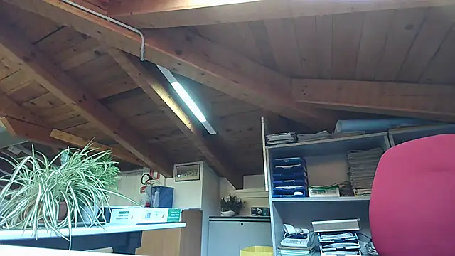 Snapshot of TWENTYONE0021 chatting on 24, 1, 2025 TWENTYONE0021 online show from 24, 1, 2025