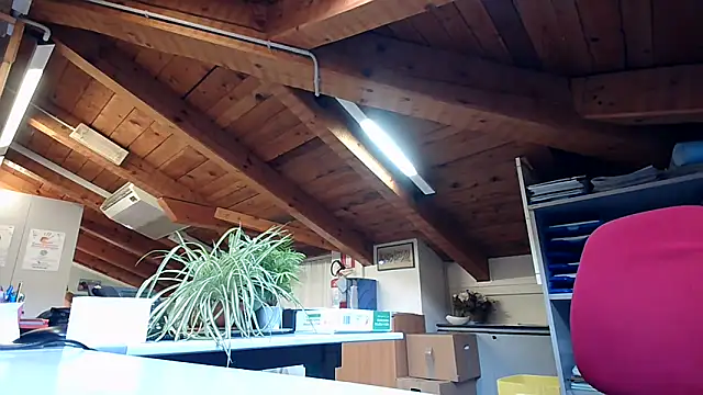 Snapshot of TWENTYONE0021 chatting on 3, 2, 2025 TWENTYONE0021 online show from 3, 2, 2025