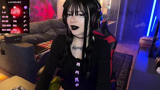 Snapshot of Eva-miller1 chatting on 7, 11, 2025 Eva-miller1 online show from 7, 11, 2025