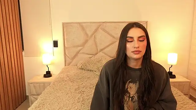 teseo and afroditha  online show from 25, 11, 2025