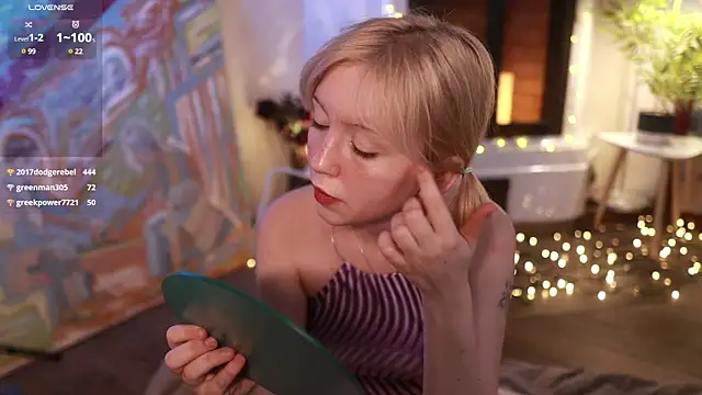 Snapshot of electric_babe chatting on 16, 12, 2024 electric babe online show from 16, 12, 2024