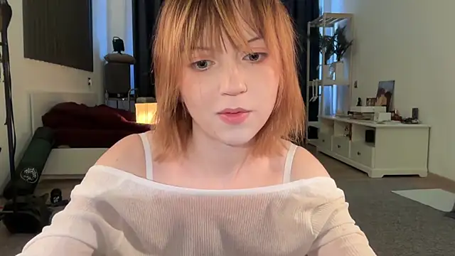 Snapshot of electric_babe chatting on 17, 10, 2025 electric babe online show from 17, 10, 2025