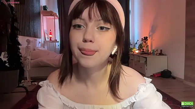 Snapshot of electric_babe chatting on 25, 3, 2026 electric babe online show from 25, 3, 2026