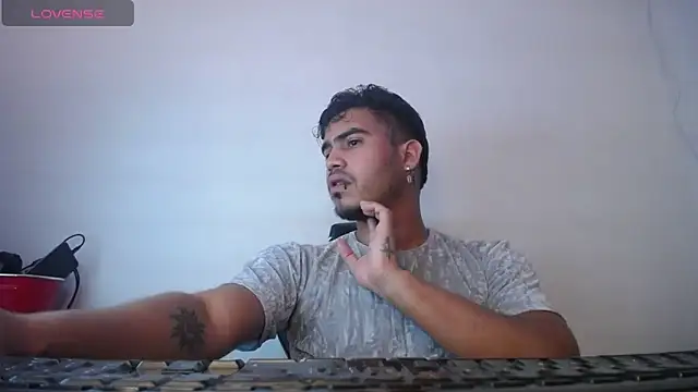 jaden 98  online show from 30, 1, 2025