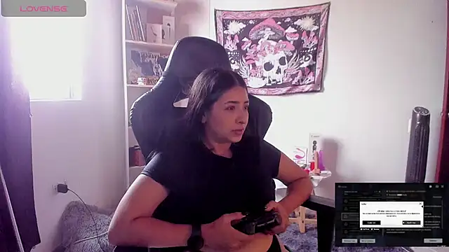 Snapshot of sweetcoralinee chatting on 15, 10, 2025 sweetcoralinee online show from 15, 10, 2025