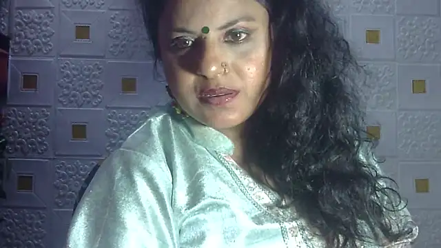 Sexy komolika online show from 26, 1, 2025