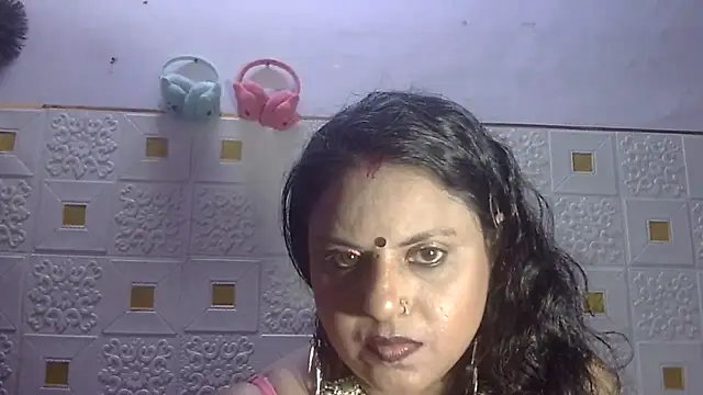 Sexy komolika online show from 29, 1, 2025