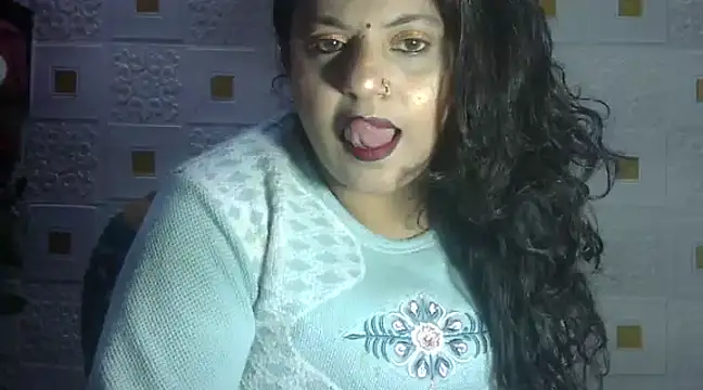 Sexy komolika online show from 4, 2, 2025