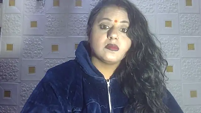 Sexy komolika online show from 6, 2, 2025