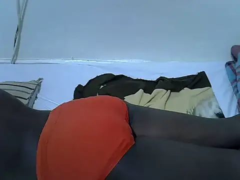 springly love online show from 15, 10, 2025