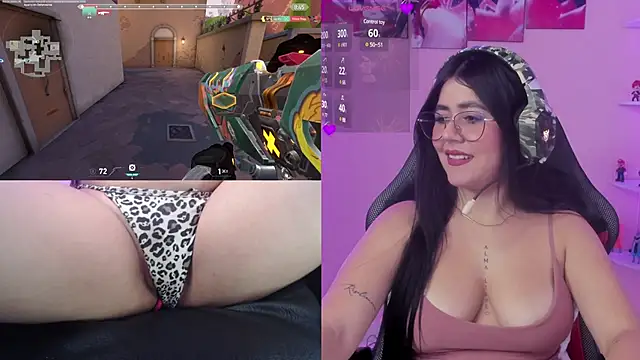 DanielaHang online show from 4, 1, 2025