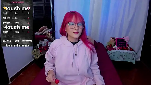 Dafne Moon online show from 14, 1, 2026