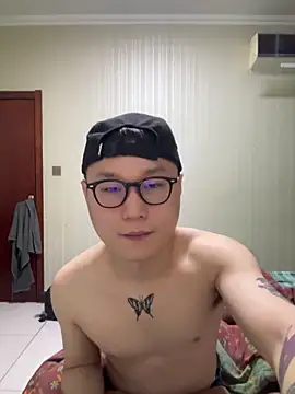 Snapshot of Eric246 chatting on 7, 3, 2026 Eric246 online show from 7, 3, 2026