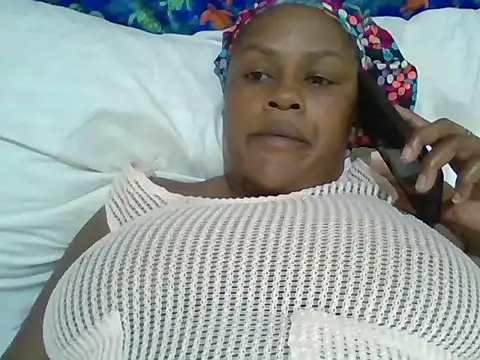 Snapshot of tight_pussy_gall chatting on 11, 10, 2025 tight pussy gall online show from 11, 10, 2025