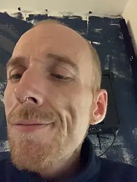 Snapshot of BongChannel chatting on 1, 11, 2025 BongChannel online show from 1, 11, 2025