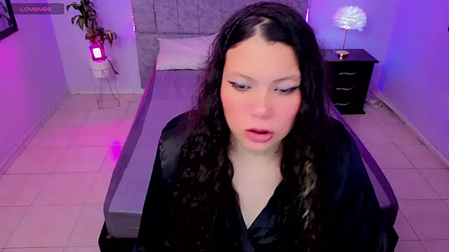 Lana stone  online show from 15, 12, 2025