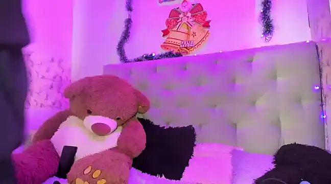 Emma-Wilson online show from 18, 12, 2024