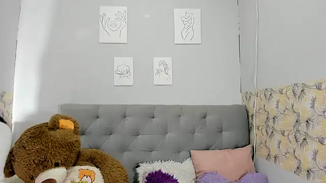 Emma-Wilson online show from 9, 1, 2025
