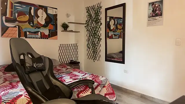 David Brown18 online show from 1, 12, 2025