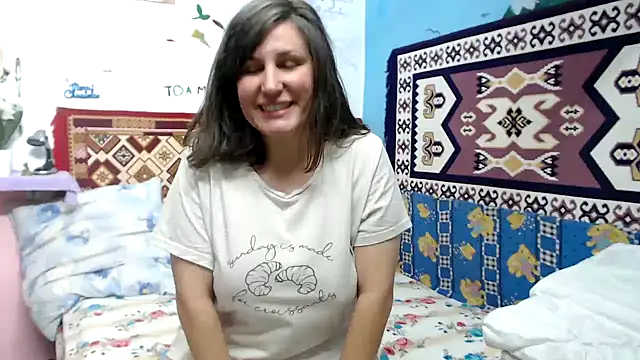 AdelineBlueEyes online show from 10, 10, 2025