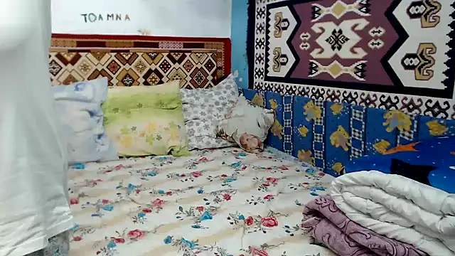 AdelineBlueEyes online show from 15, 10, 2025