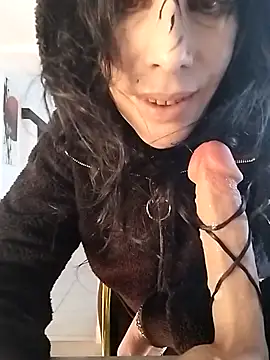 freyamoret online show from 8, 3, 2025