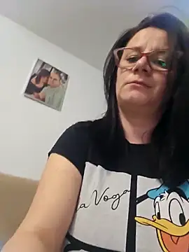 KristenVega online show from 27, 2, 2025