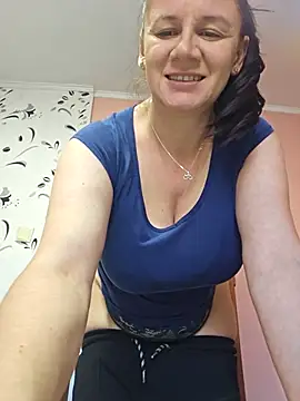 KristenVega online show from 13, 11, 2025