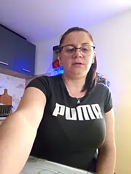 KristenVega online show from 14, 12, 2025