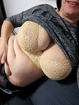 Snapshot of KristenVega chatting on 13, 3, 2026 KristenVega online show from 13, 3, 2026