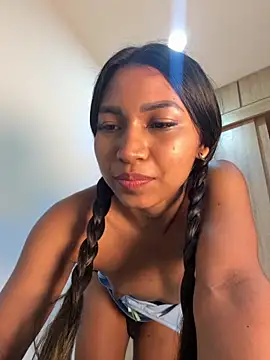 Snapshot of Barbiebrunette_ chatting on 22, 9, 2025 Barbiebrunette online show from 22, 9, 2025