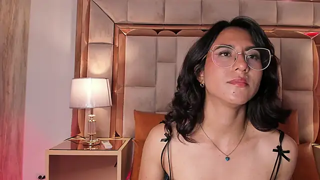 DaraBeckett online show from 16, 1, 2025