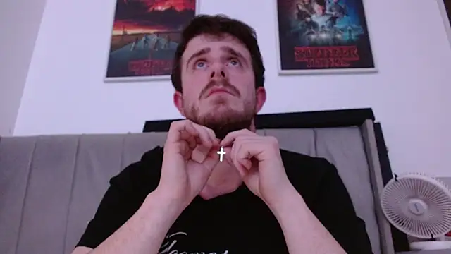 Snapshot of maxy49 chatting on 3, 12, 2025 maxy49 online show from 3, 12, 2025