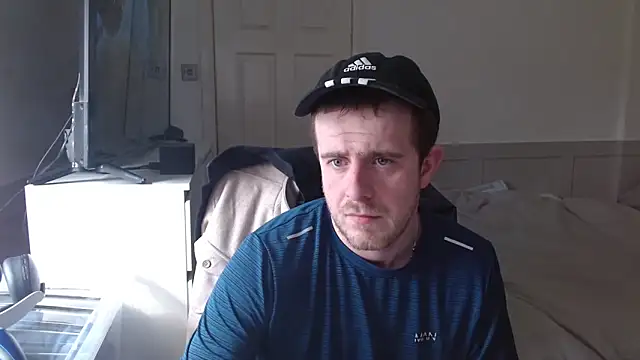 Snapshot of maxy49 chatting on 23, 3, 2026 maxy49 online show from 23, 3, 2026