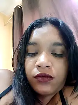 Snapshot of Indianqueen03 chatting on 13, 12, 2024 Indianqueen03 online show from 13, 12, 2024