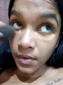 Snapshot of Indianqueen03 chatting on 21, 12, 2024 Indianqueen03 online show from 21, 12, 2024