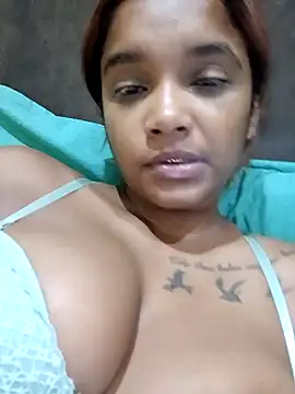 Snapshot of Indianqueen03 chatting on 28, 1, 2025 Indianqueen03 online show from 28, 1, 2025