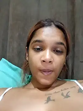 Snapshot of Indianqueen03 chatting on 31, 1, 2025 Indianqueen03 online show from 31, 1, 2025