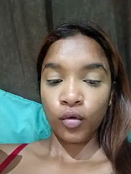 Snapshot of Indianqueen03 chatting on 2, 2, 2025 Indianqueen03 online show from 2, 2, 2025