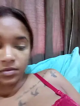 Snapshot of Indianqueen03 chatting on 7, 2, 2025 Indianqueen03 online show from 7, 2, 2025