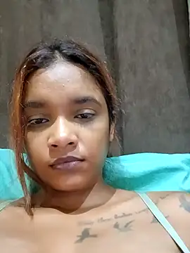 Snapshot of Indianqueen03 chatting on 9, 2, 2025 Indianqueen03 online show from 9, 2, 2025