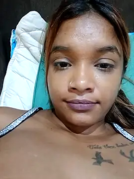 Snapshot of Indianqueen03 chatting on 27, 2, 2025 Indianqueen03 online show from 27, 2, 2025