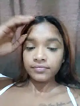 Snapshot of Indianqueen03 chatting on 28, 2, 2025 Indianqueen03 online show from 28, 2, 2025